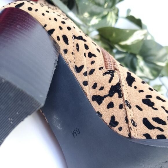 Animal Print Booties Cheetah Leopard Leather Boots Ankle Boho Fall Favroite - Picture 6 of 7